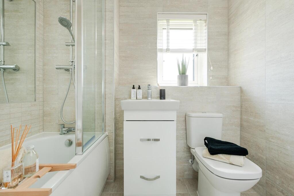 Additional image 13 of New Road
Hellingly
Hailsham
BN27 4EW