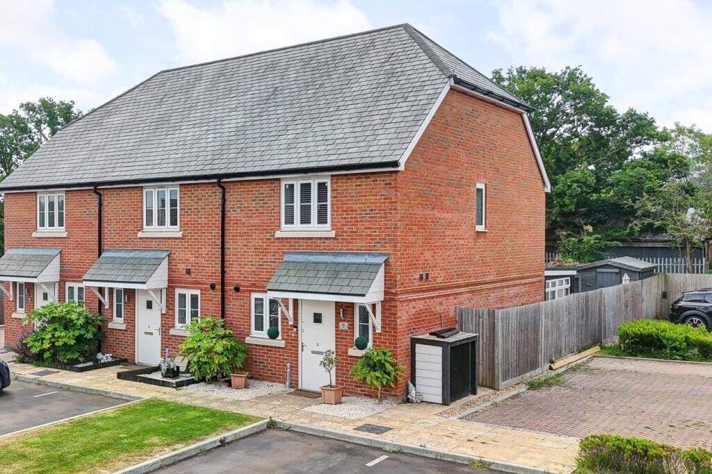 Trefoil Road, Hellingly, BN27