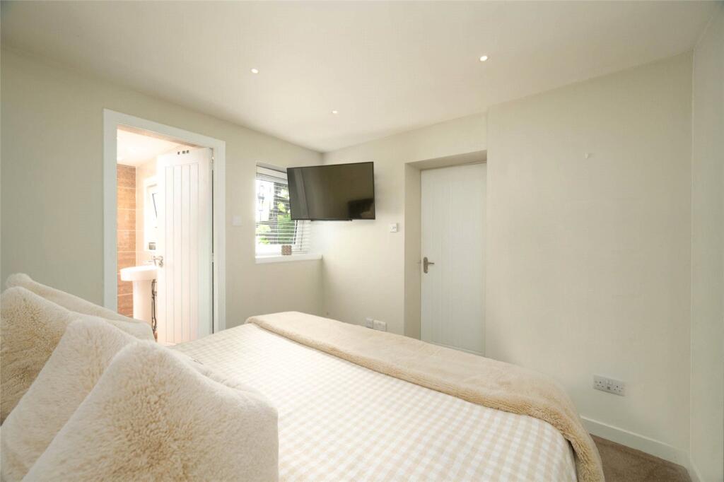 Additional image 14 of 73a Forest Road, Aberdeen, Aberdeenshire, AB15 4BJ