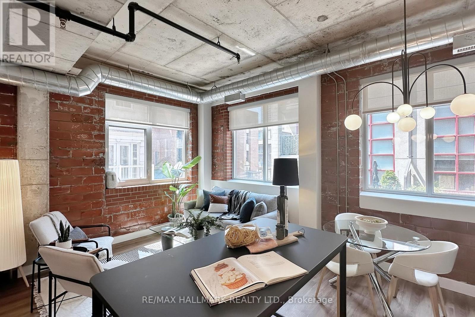 Property image for 206 - 10 WELLESLEY PLACE|Toronto (North St. James Town), Ontario M4Y1B1