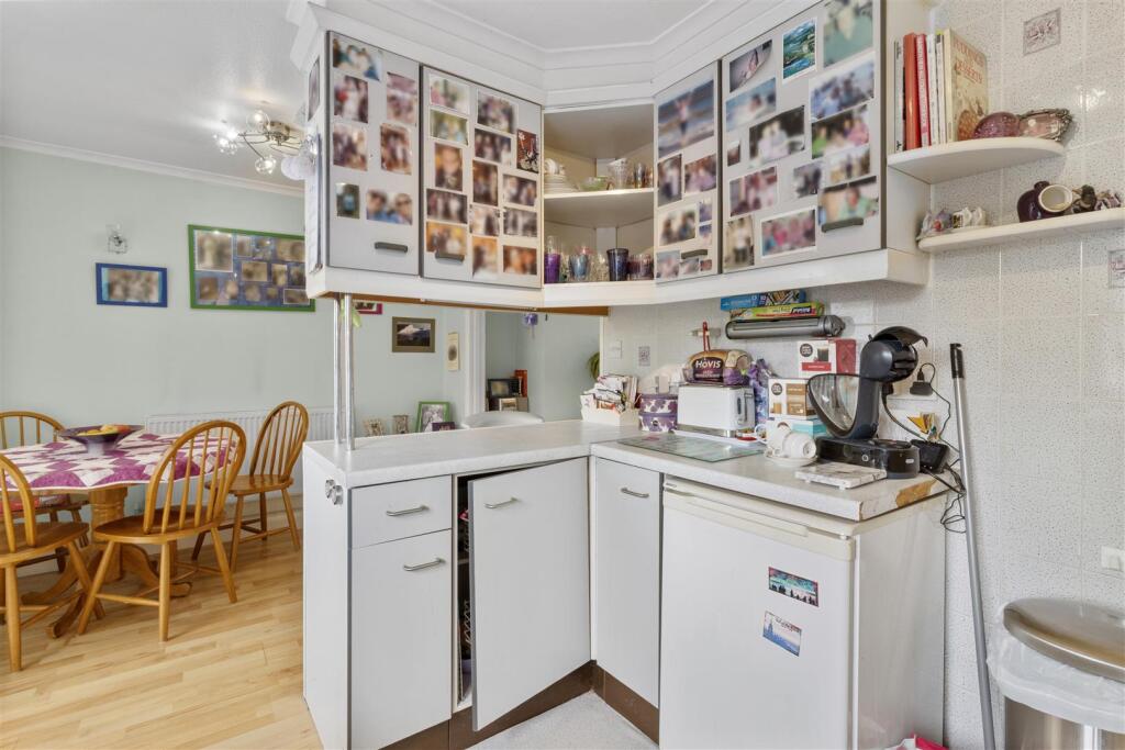 Additional image 12 of Lynholm Road, Polegate