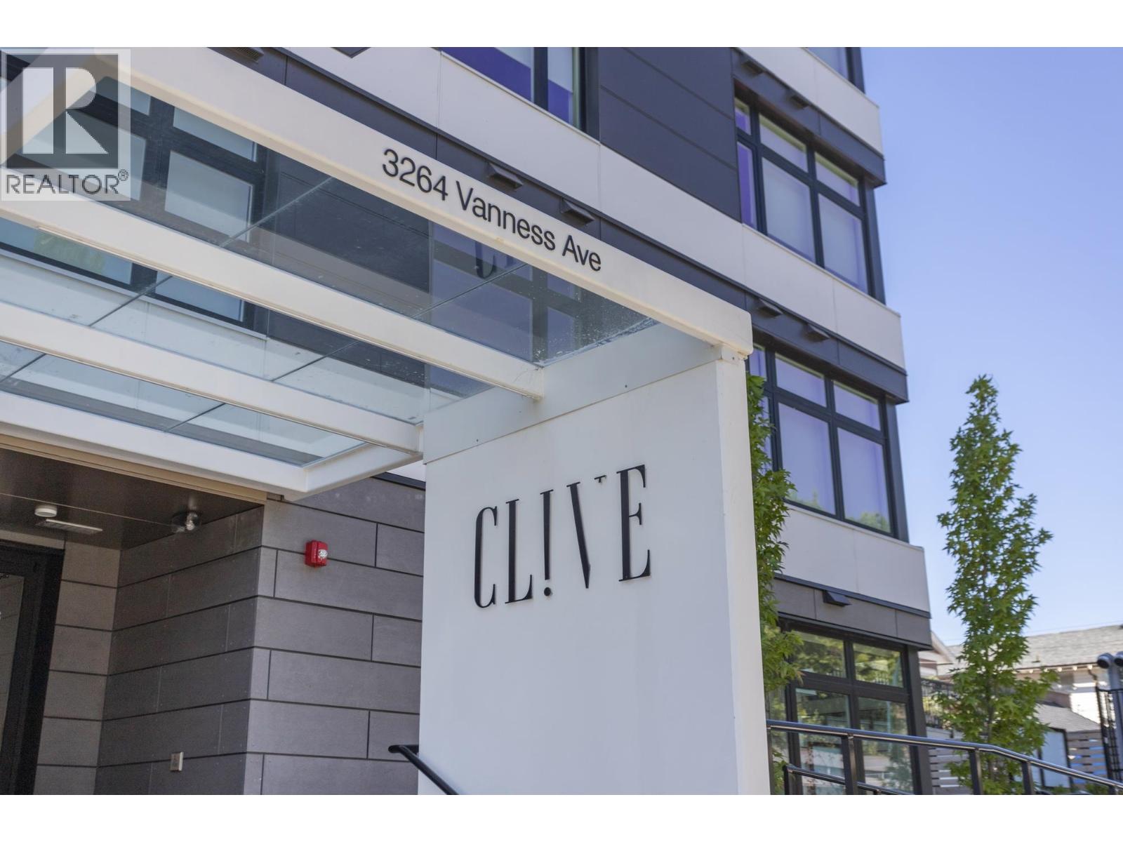 204 3264 VANNESS AVENUE|Vancouver, British Columbia V5R4V3