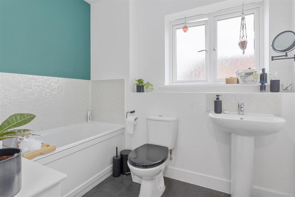 Additional image 13 of Kensington Way, Polegate