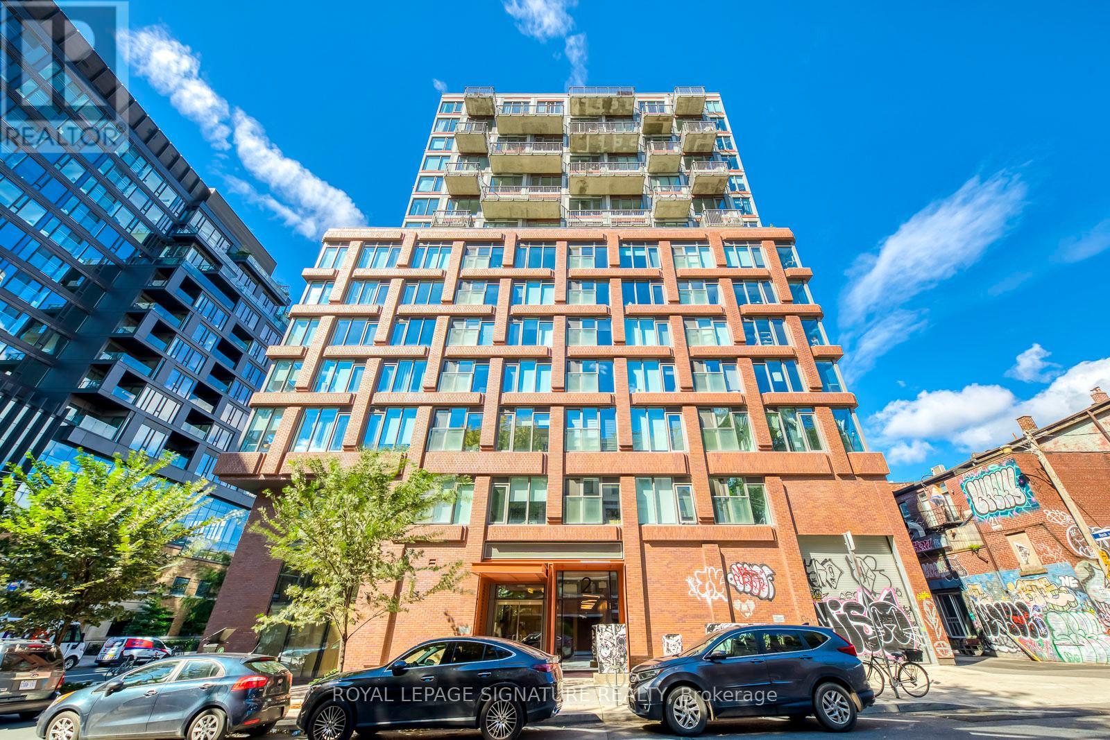 Property image for 1003 - 2 AUGUSTA AVENUE|Toronto (Waterfront Communities), Ontario M5V0T3