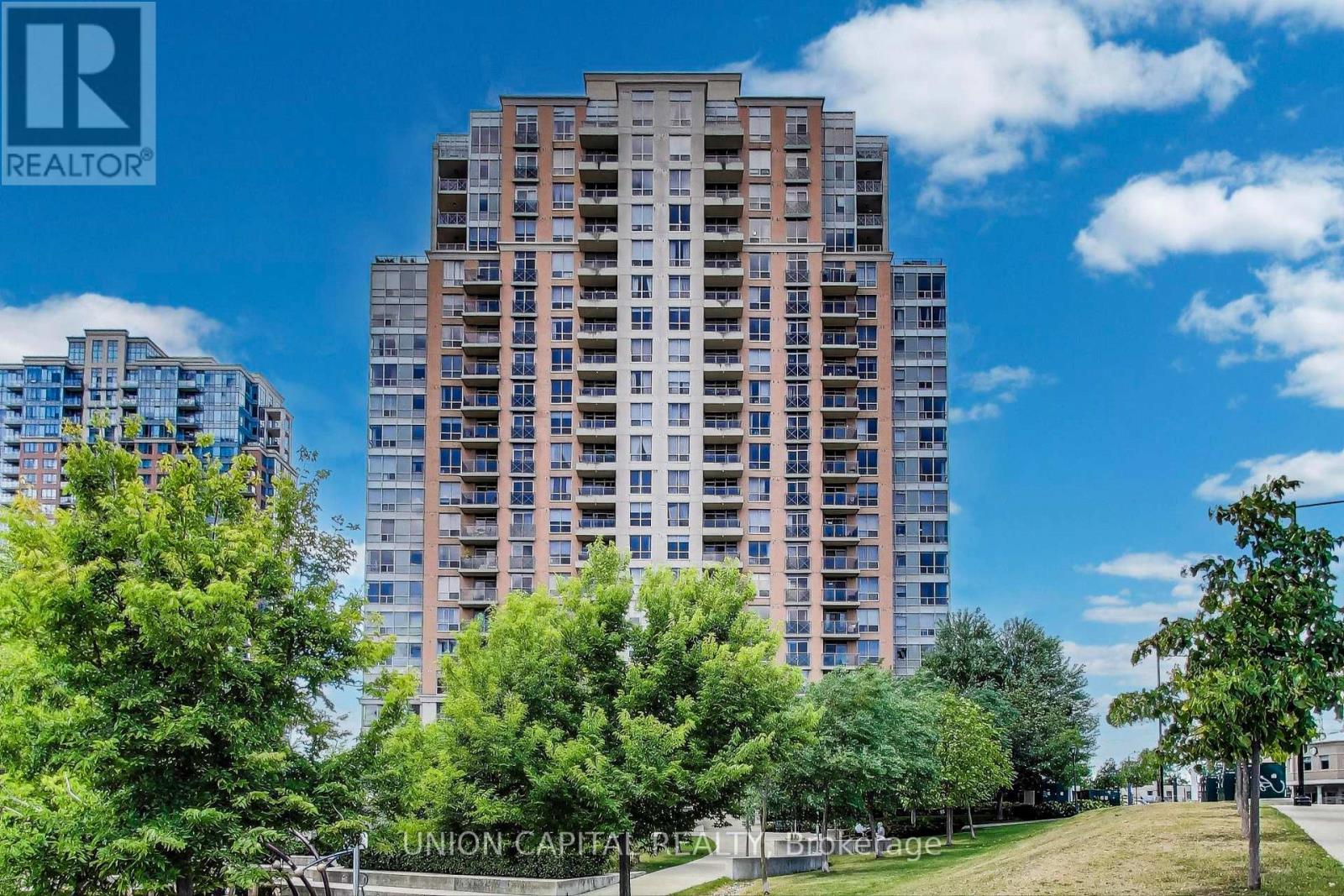 Property image for 1104 - 5229 DUNDAS STREET W|Toronto (Islington-City Centre West), Ontario M9B6L9
