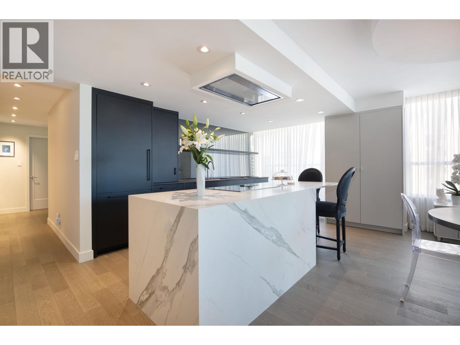 1001 717 JERVIS STREET|Vancouver, British Columbia V6E4L5