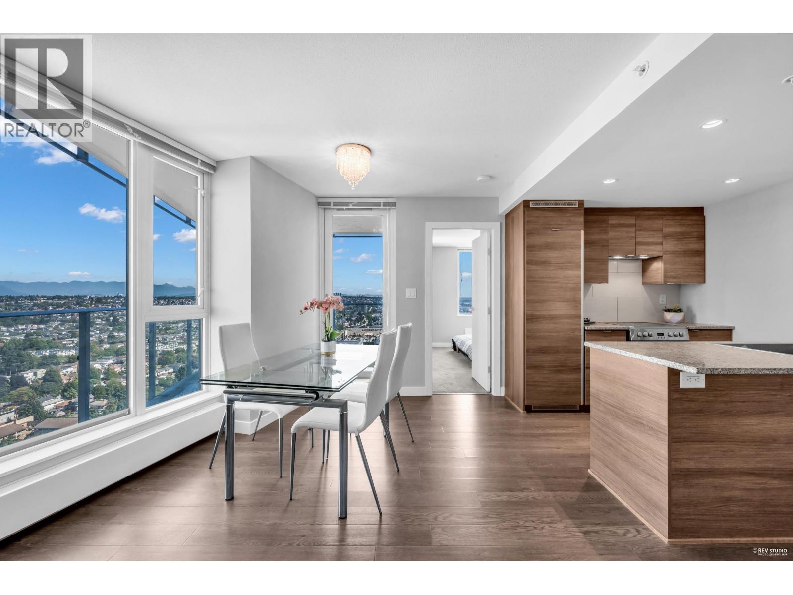 3207 488 SW MARINE DRIVE|Vancouver, British Columbia V5X0C6