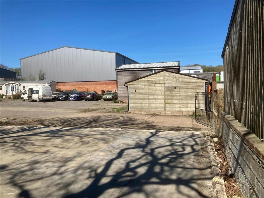 Additional image 4 of The Blue Shed, Hackhurst Lane, Lower Dicker, Hailsham, East Sussex, BN27
