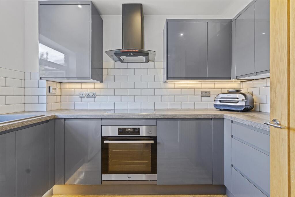 Additional image 9 of Porters Way, Polegate