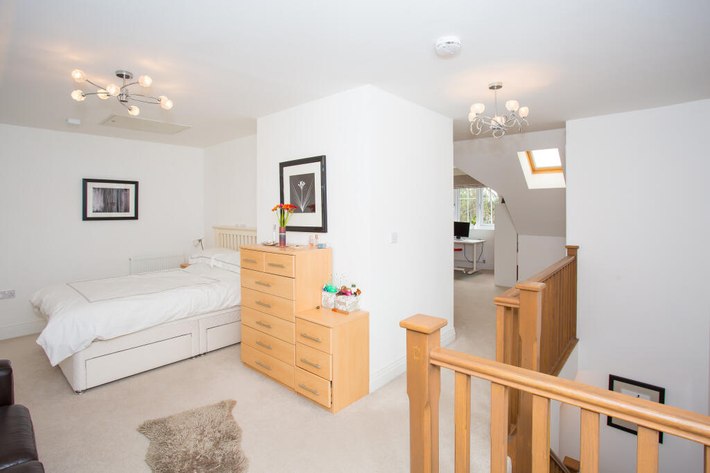 Additional image 8 of Scott Close, St Albans, Hertfordshire, AL3