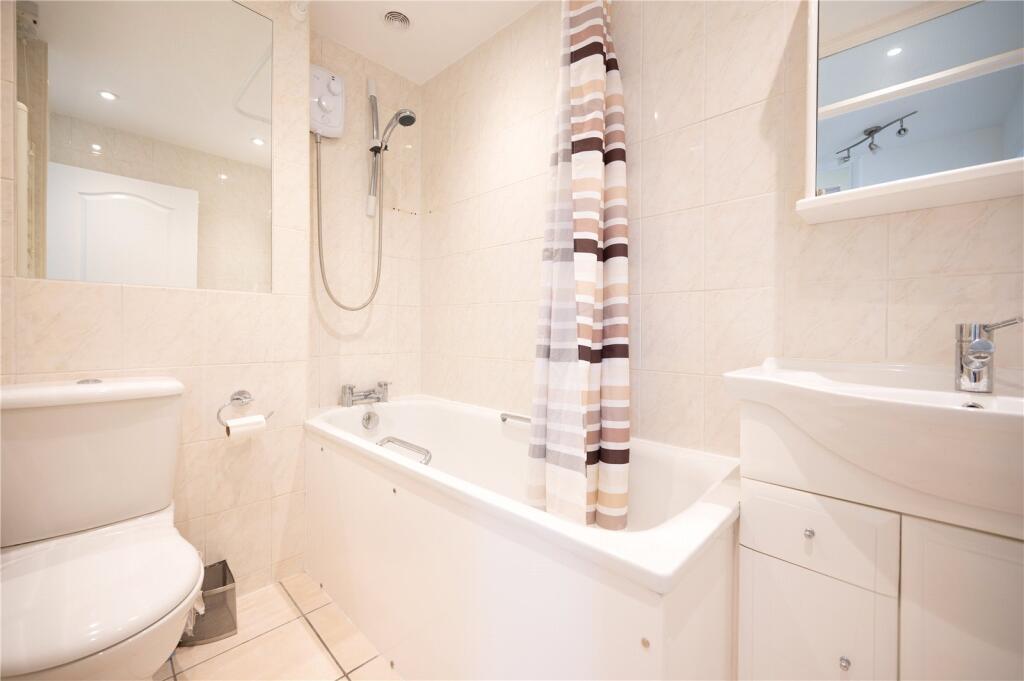 Additional image 7 of Cedar Court, St. Albans, Hertfordshire