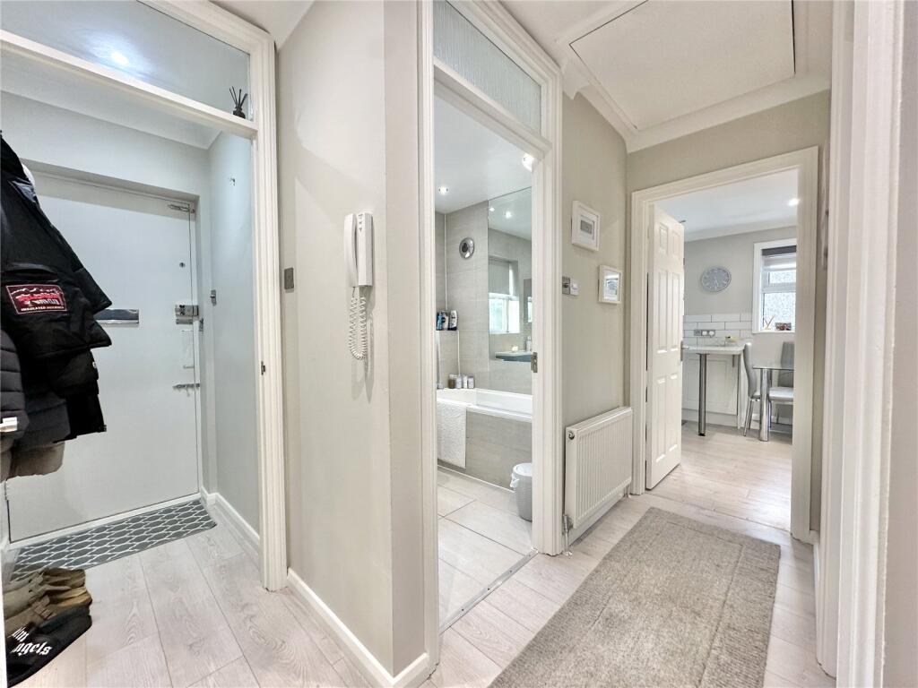 Additional image 6 of Park Street, St. Albans, Hertfordshire, AL2