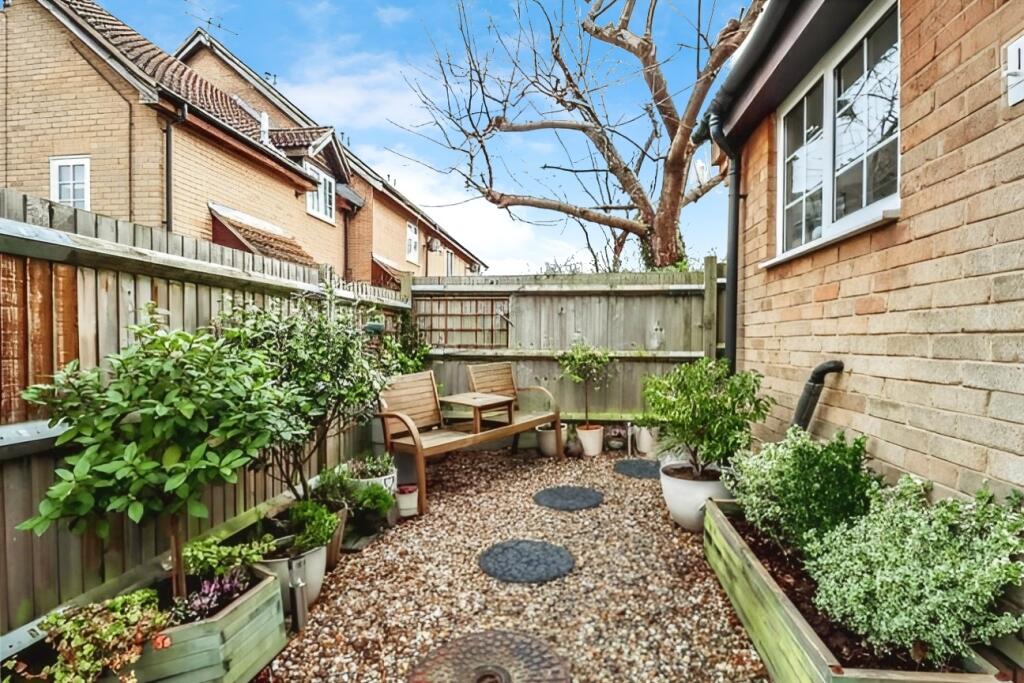 Additional image 5 of Tilsworth Walk, St Albans, AL4