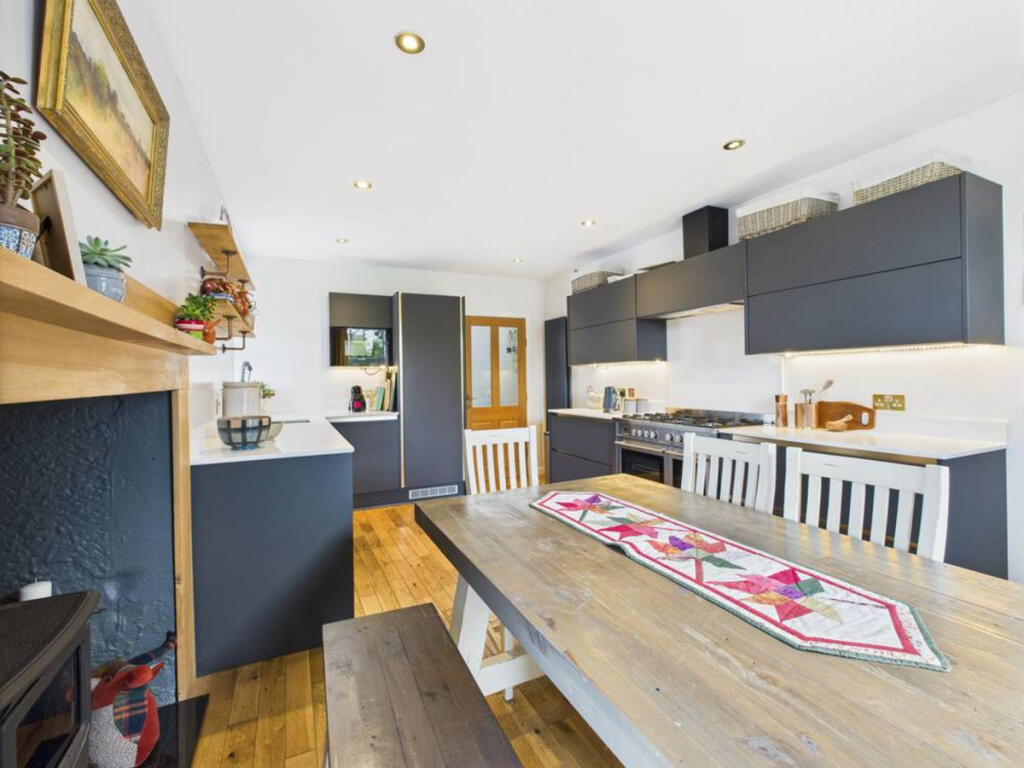 Additional image 10 of Of Greens, New Deer, AB53