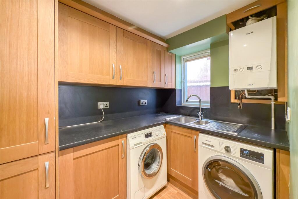 Additional image 16 of Wynches Farm Drive, St. Albans, Hertfordshire, AL4