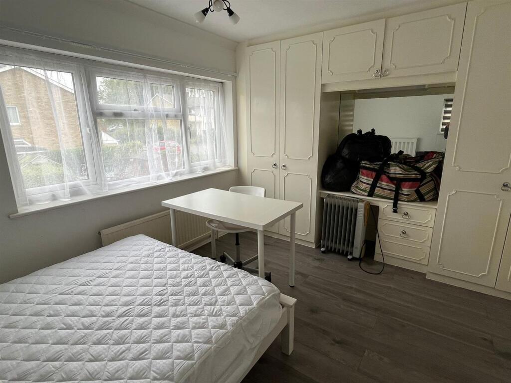 Additional image 8 of Briars Close, Hatfield