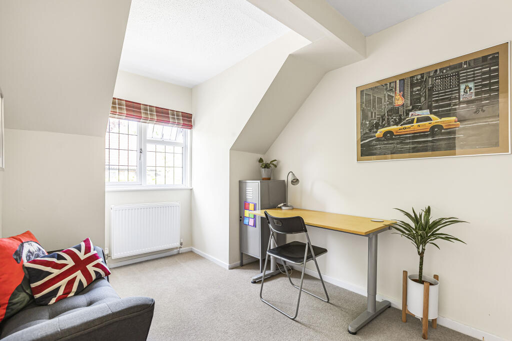 Additional image 20 of Havercroft Close, St. Albans, Hertfordshire, AL3