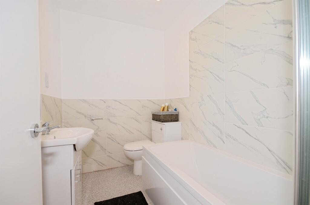 Additional image 14 of Collyer Road, London Colney, St. Albans