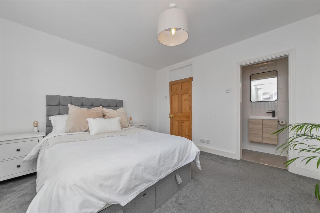 Additional image 27 of Hart Road, St. Albans