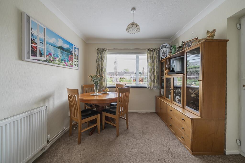 Additional image 5 of Meadway, Colney Heath, St. Albans