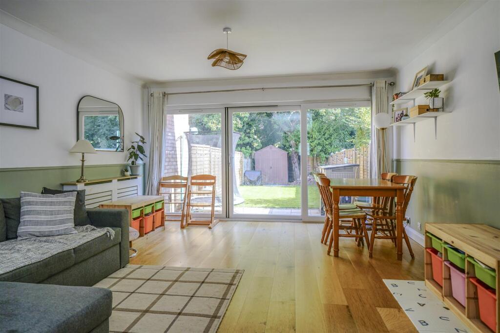 Additional image 6 of Drakes Drive, St. Albans