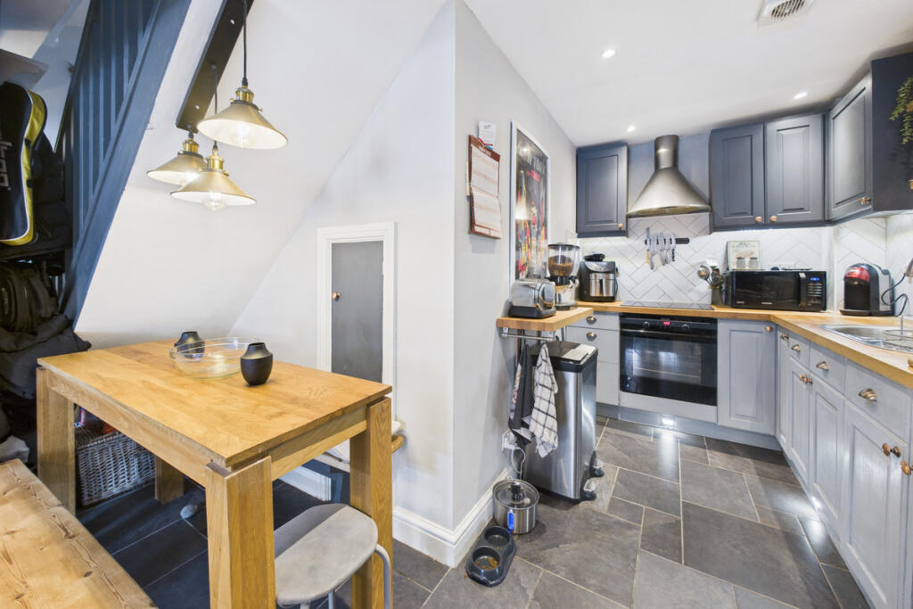 Additional image 16 of High Street, Markyate, AL3