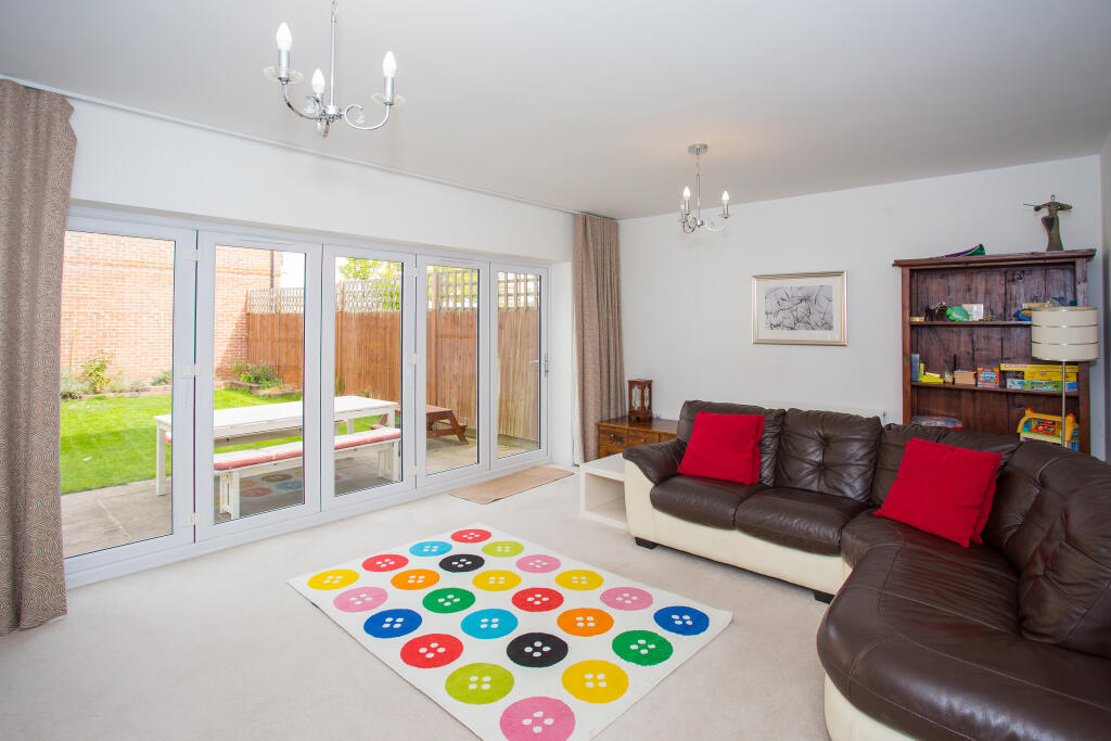 Additional image 2 of Scott Close, St Albans, Hertfordshire, AL3