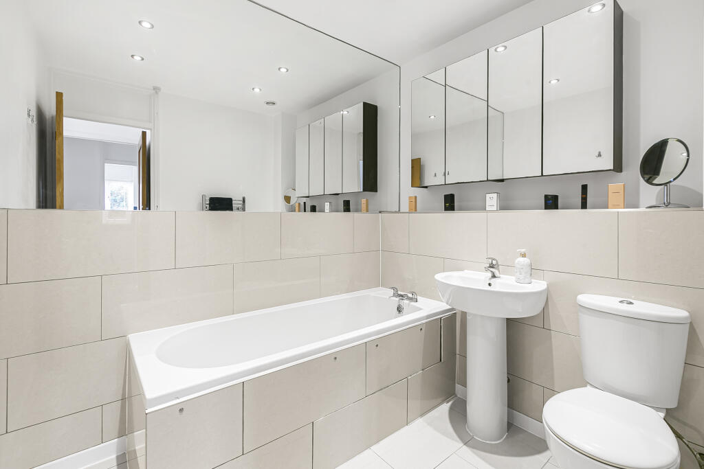 Additional image 11 of Hatfield Road, St. Albans, Hertfordshire, AL4