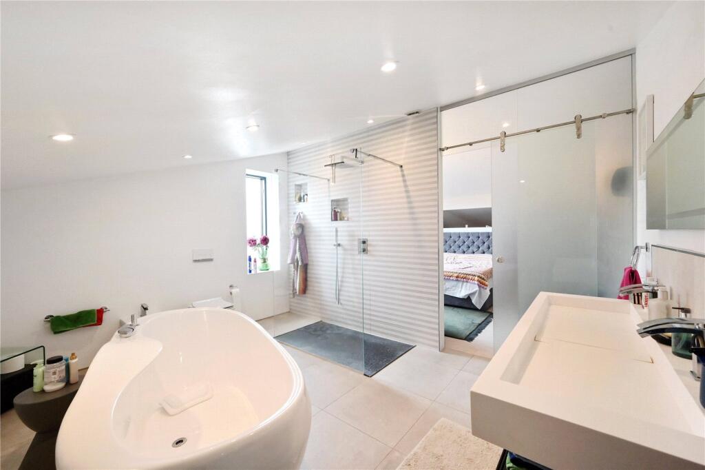 Additional image 13 of West Riding, Bricket Wood, St Albans, AL2