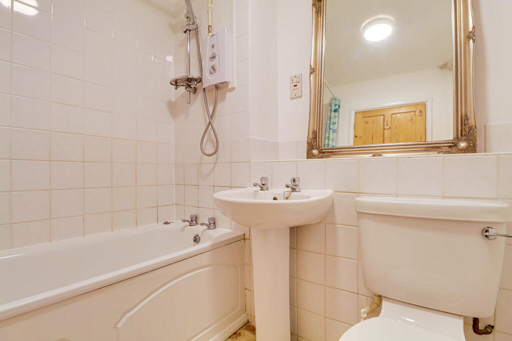 Additional image 5 of Christchurch Close, St Albans, AL3