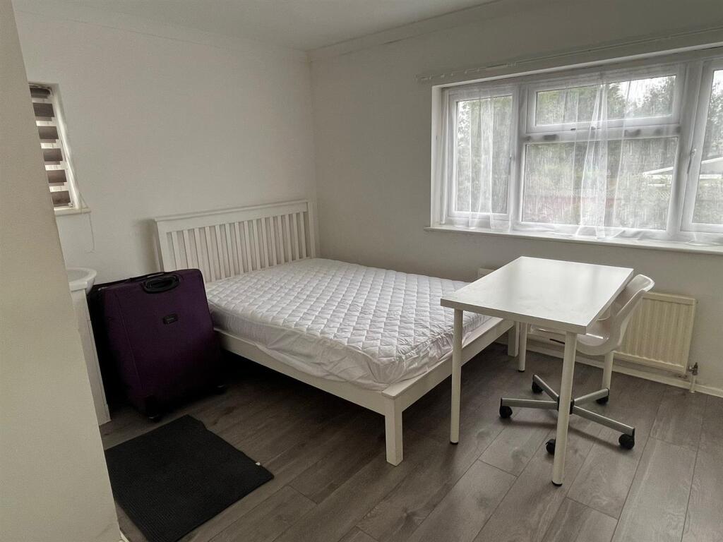 Additional image 7 of Briars Close, Hatfield