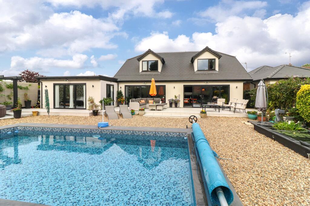 Additional image 36 of Oakwood Road, Bricket Wood, AL2