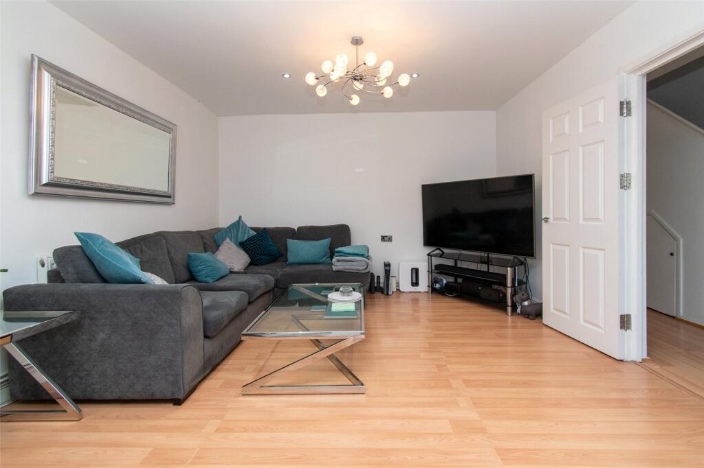 Additional image 24 of How Wood, Park Street, St. Albans, Hertfordshire, AL2