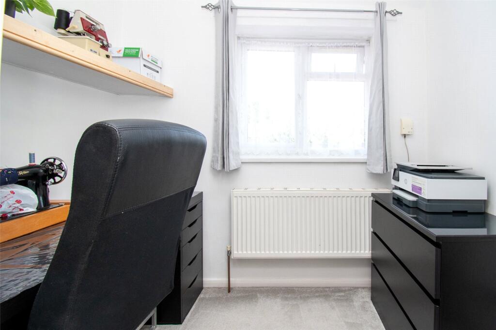 Additional image 14 of How Wood, Park Street, St. Albans, Hertfordshire, AL2