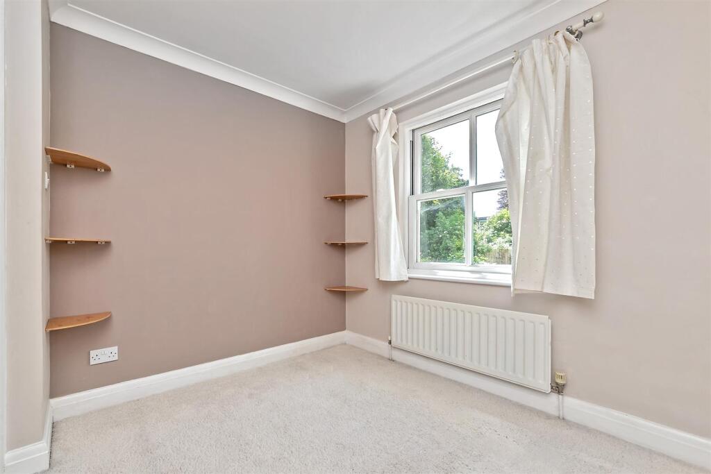 Additional image 26 of Old London Road, St. Albans