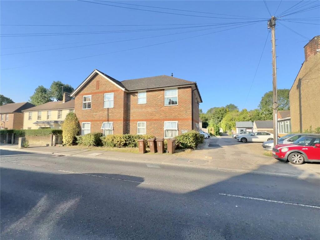 Additional image 2 of Park Street, St. Albans, Hertfordshire, AL2