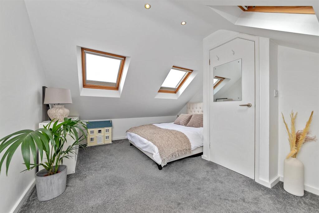 Additional image 12 of Hart Road, St. Albans