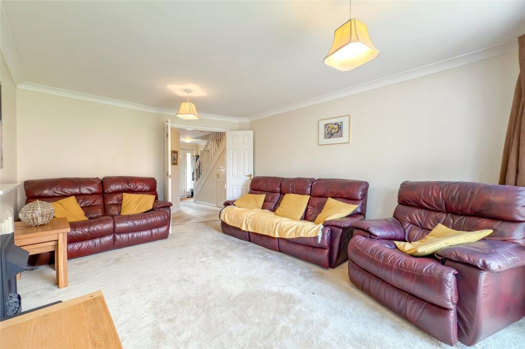 Additional image 17 of Wynches Farm Drive, St. Albans, Hertfordshire, AL4