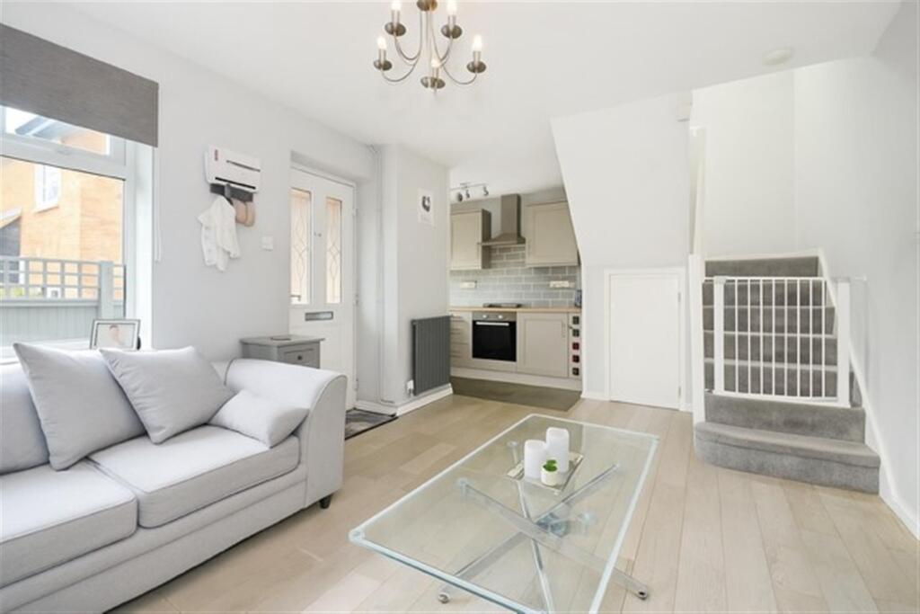 Additional image 4 of Larkswood Rise, ST. ALBANS