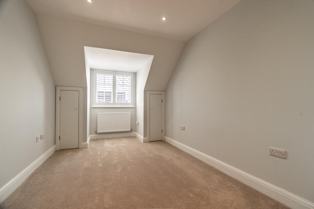 Additional image 13 of Burston Drive, Park Street, St. Albans, Hertfordshire, AL2