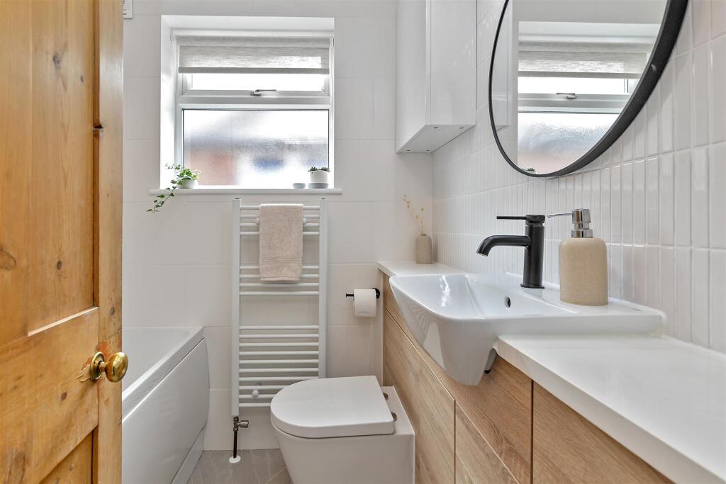 Additional image 13 of Hart Road, St. Albans