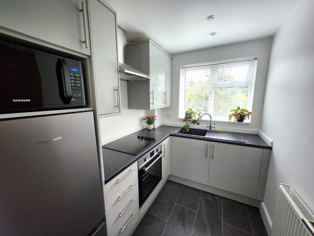 Additional image 2 of Abbots Park, St. Albans, Hertfordshire, AL1