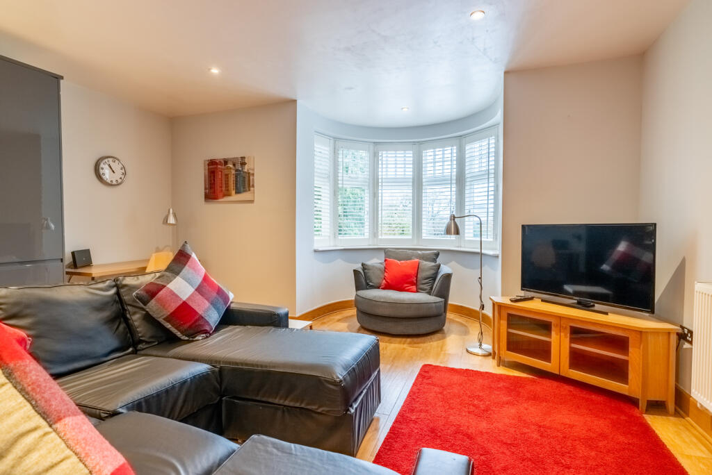 Additional image 8 of St. Peters Street, St. Albans, Hertfordshire, AL1