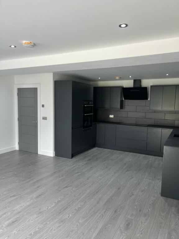 Additional image 2 of 7 Kirkton House Westhill