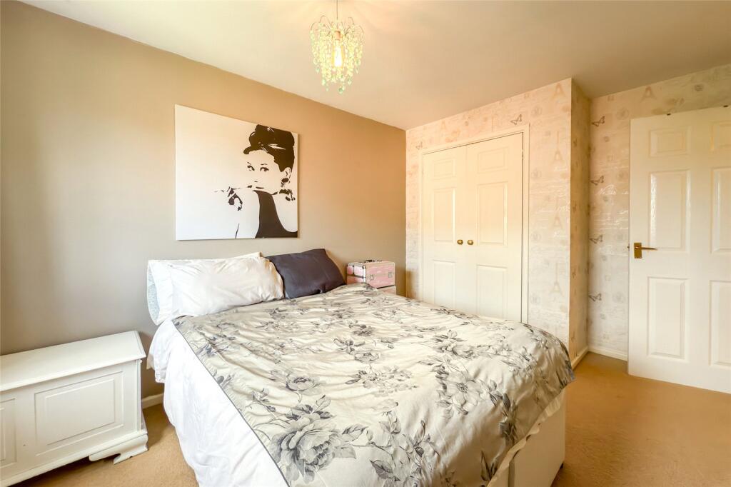 Additional image 20 of Wynches Farm Drive, St. Albans, Hertfordshire, AL4