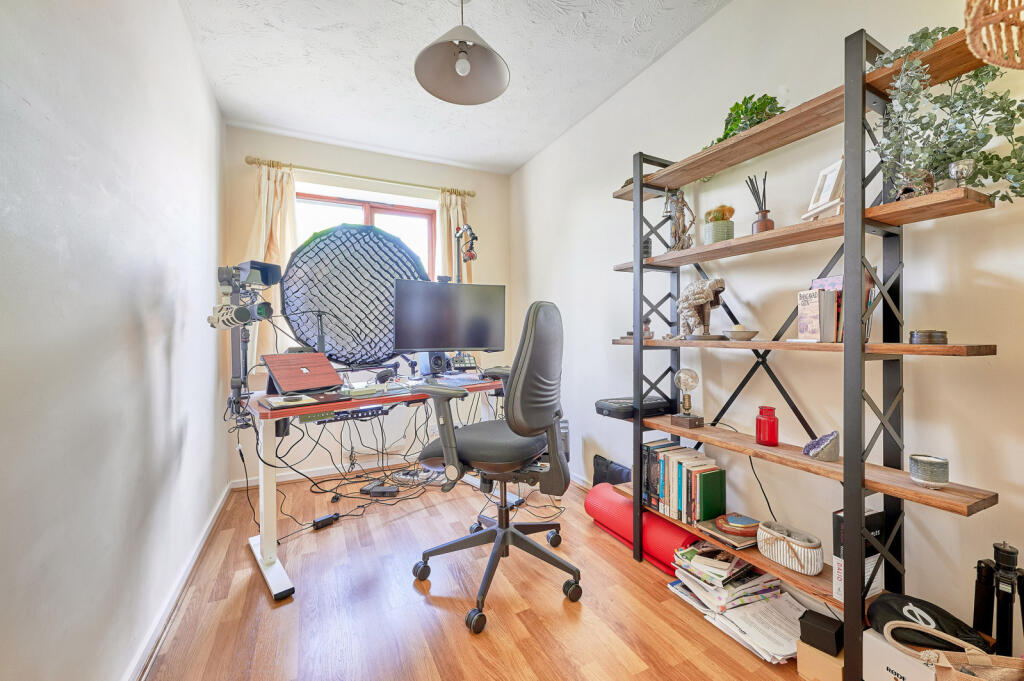 Additional image 6 of Millers Rise, St Albans, Herts, AL1