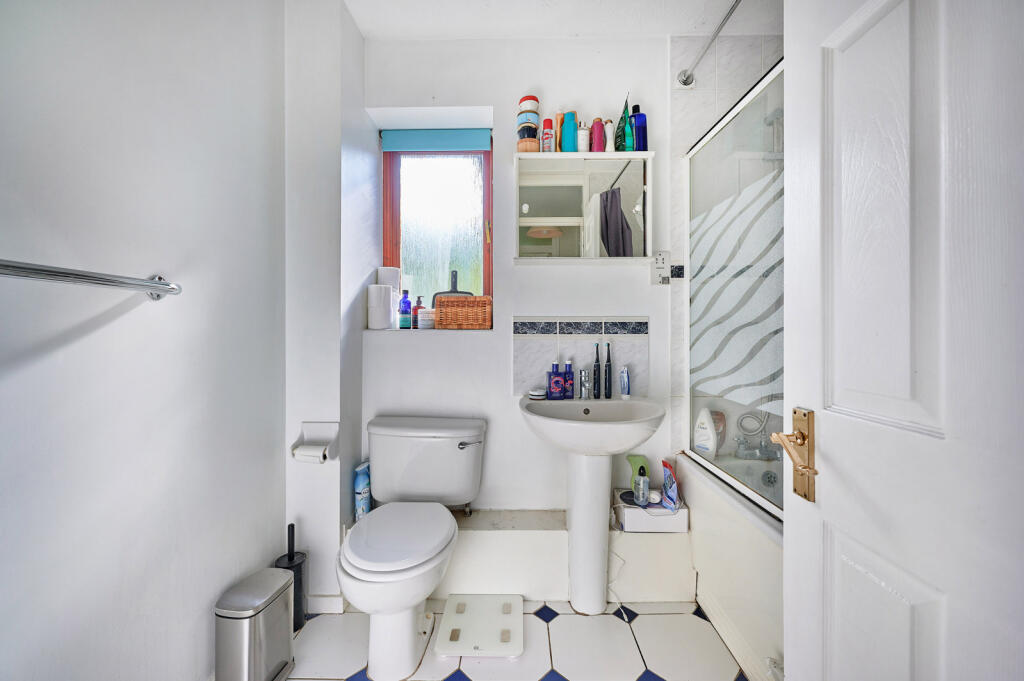 Additional image 8 of Millers Rise, St Albans, Herts, AL1