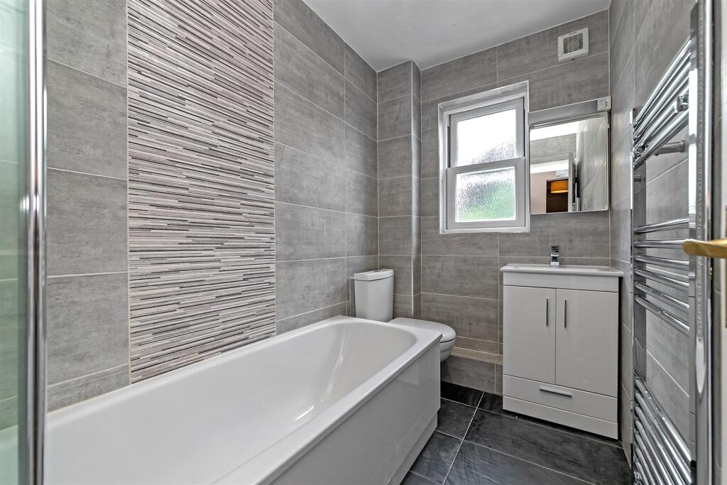 Additional image 13 of Old London Road, St. Albans