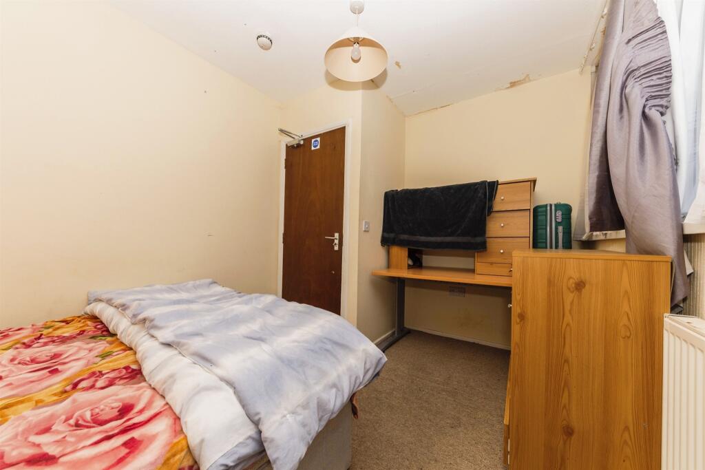 Additional image 6 of Wood Close, Hatfield