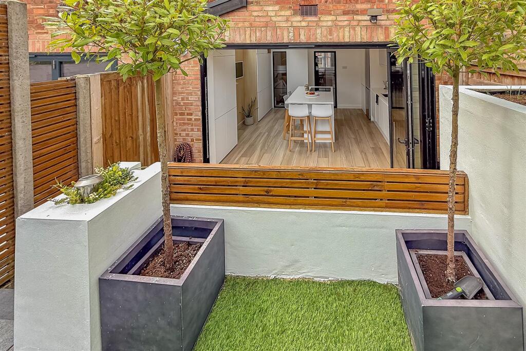 Additional image 15 of Hart Road, St. Albans